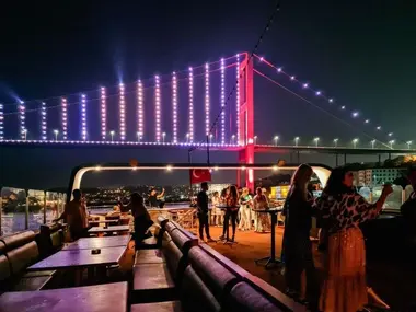 Bosphorus Night Tours | Istanbul Skyline VIP Experiences | Cool Travel Istanbul