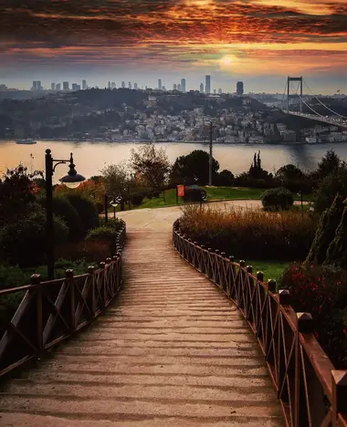Bosphorus Sunset Tours | Luxury Private Sightseeing with Cool Travel Istanbul