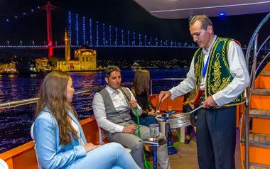 Private Bosphorus Luxury Yacht Tours | Exclusive VIP Experience | Cool Travel Istanbul