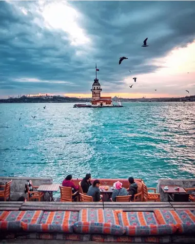 Relaxing Afternoon at the Maiden's Tower
