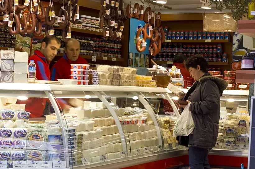 A cheese and charcuterie counter in the Kadikoy market, the everyday food grid behind the ferry terminal - photo: William Neuheisel / Wikimedia Commons / CC BY 2.0