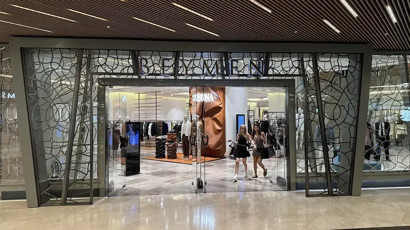 Beymen's flagship inside Zorlu Center at Zincirlikuyu, the largest store in the Turkish luxury retailer's network - photo: Keizers / Wikimedia Commons / CC BY-SA 4.0