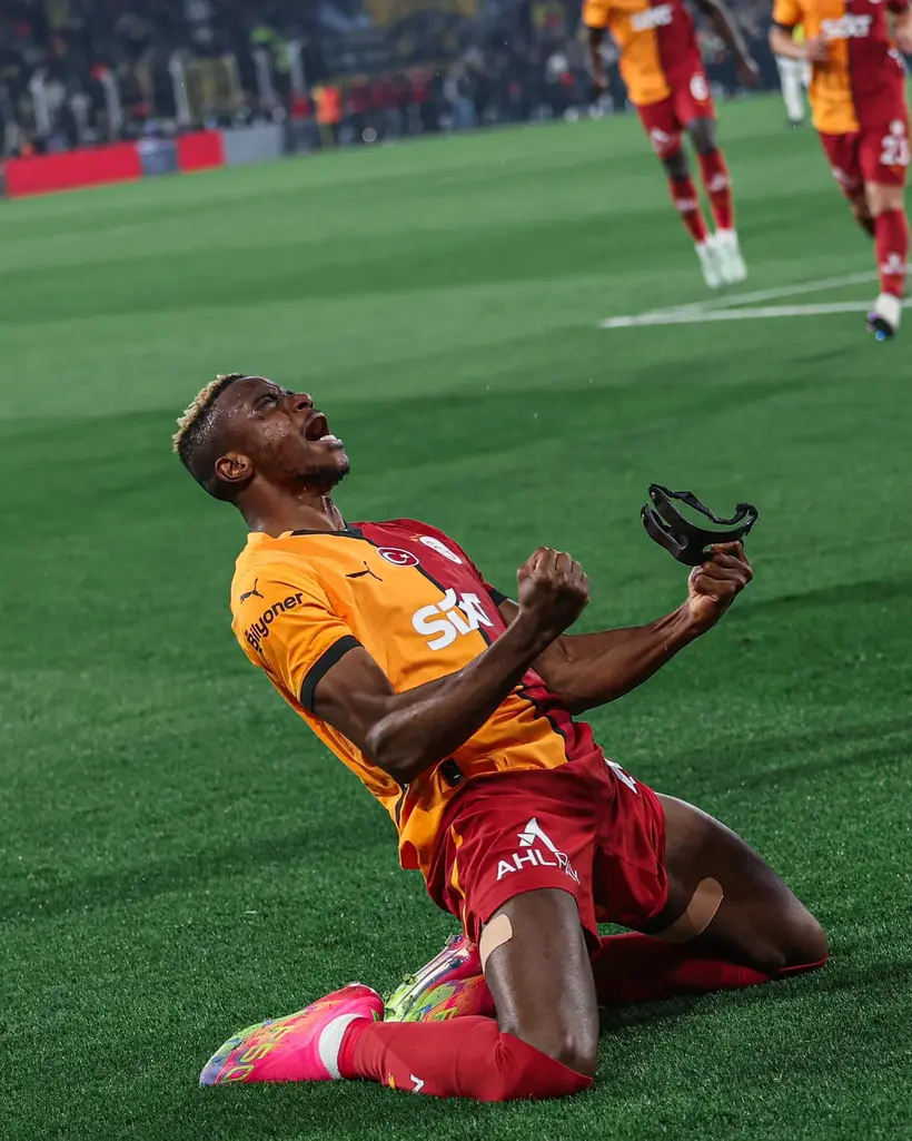 Victor Osimhen with a Champions League player-of-the-match award in Galatasaray colours. He has six of the club's twelve league goals this season - photo: Wikimedia Commons / Ottomanor, CC0