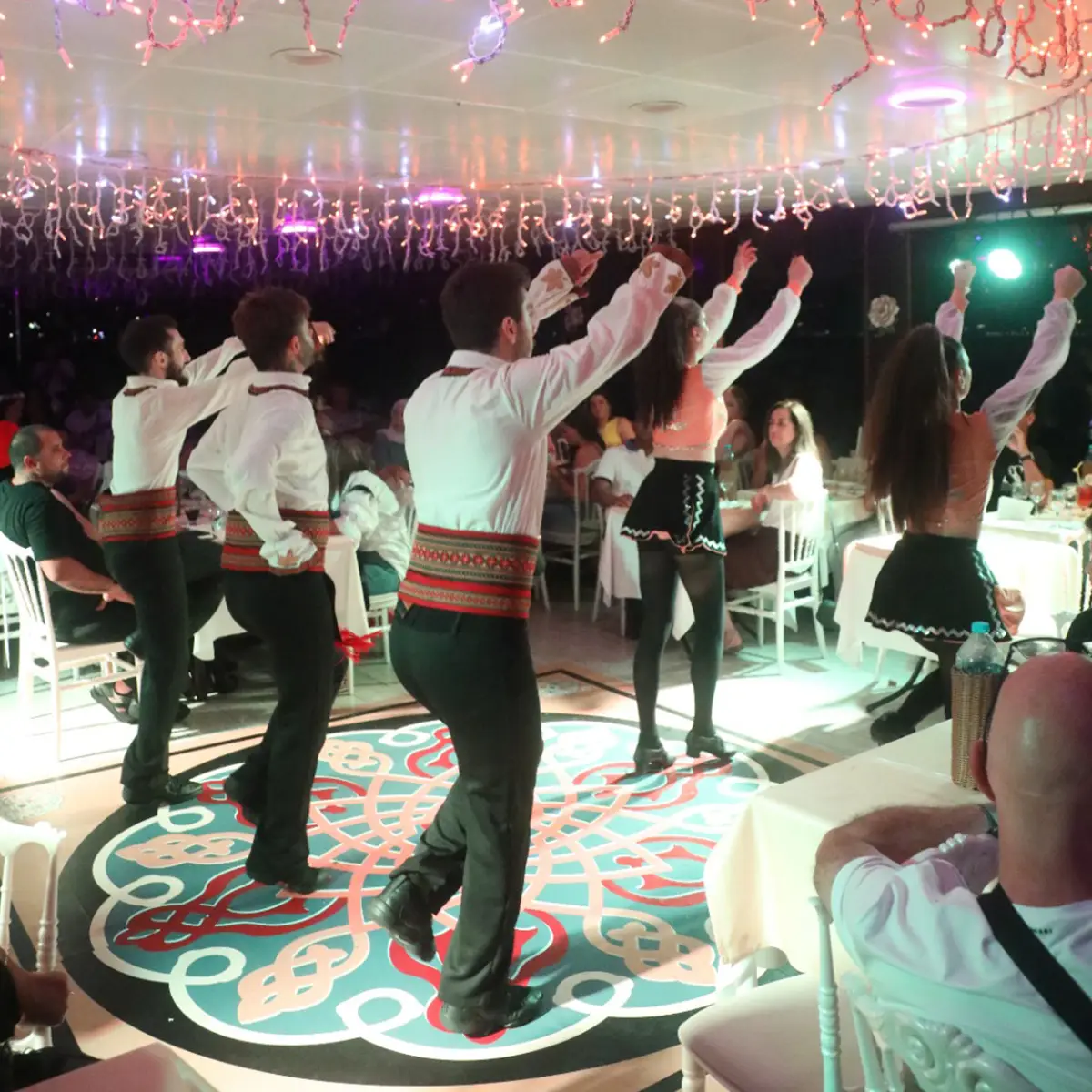 Bosphorus Cruise & Night Tour 5